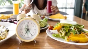 The Ultimate Intermittent Fasting Diet Plan: Optimizing Health and Wellness